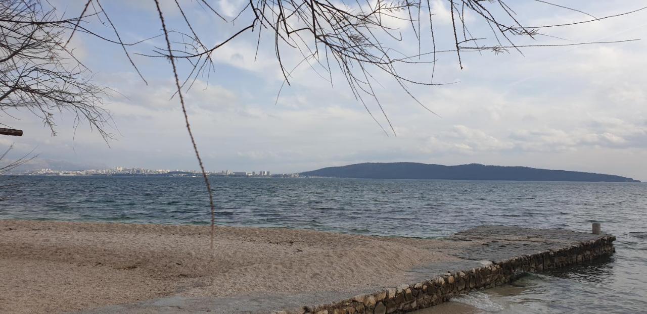 Navi Apartment Kastela Exterior photo
